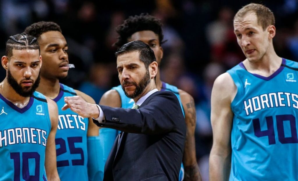 Charlotte Hornets iščejo novega trenerja